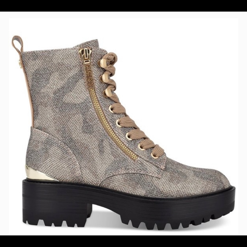NEW- Guess Fearne Camo Lug Combat Boots Size 5 $99